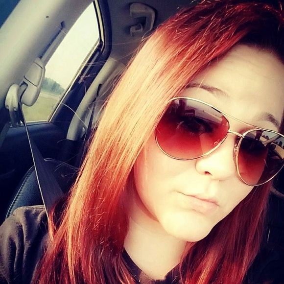 Meet your Posher, Chelsea - Picture 1 of 1